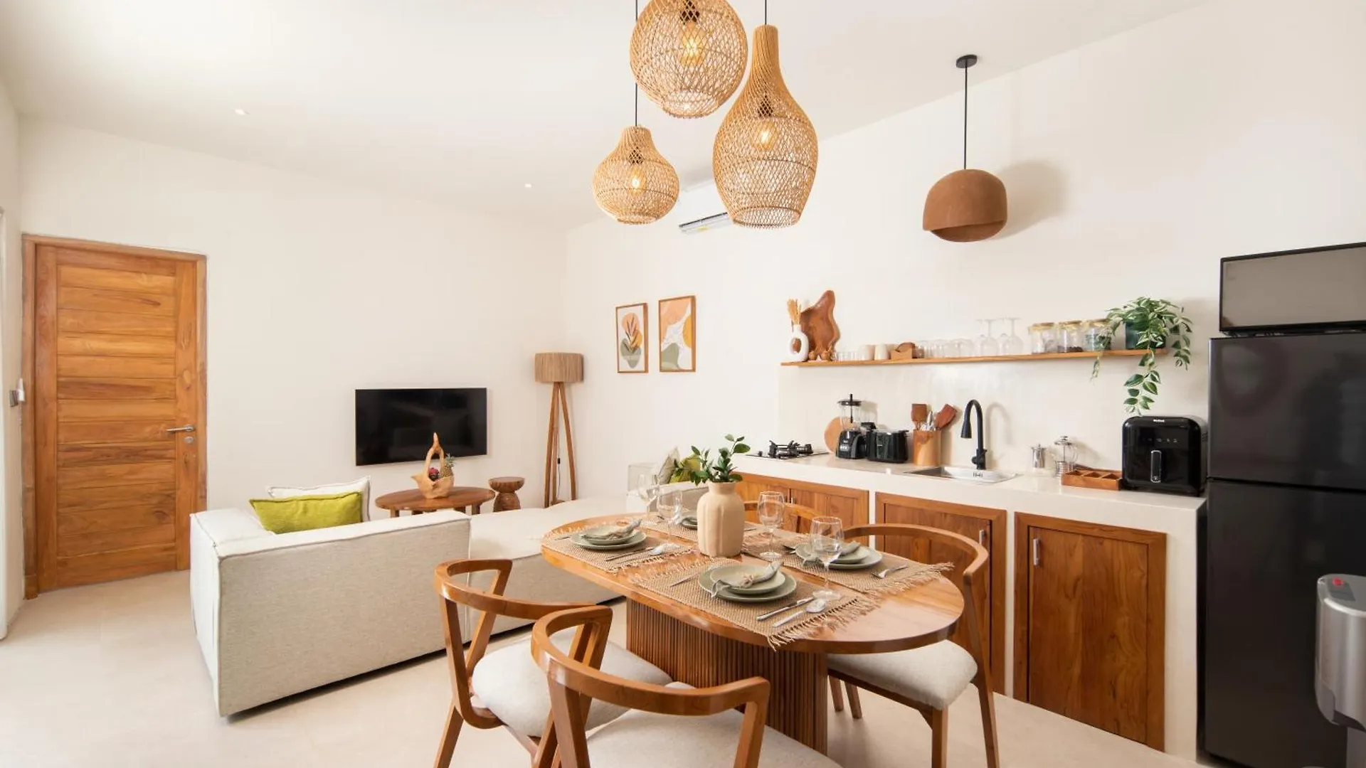 Cozy New 2 Bdr Close To Beach Uluwatu  Indonesia